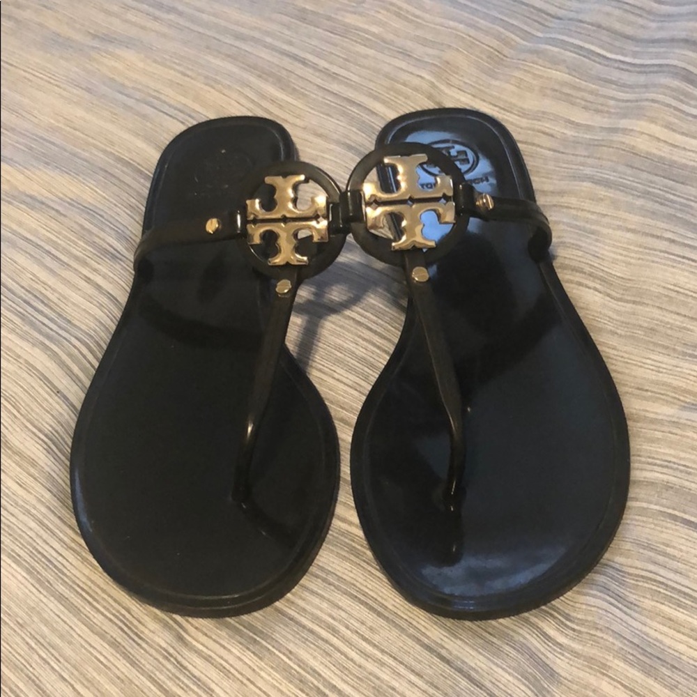 Tory Burch mini Miller size 9